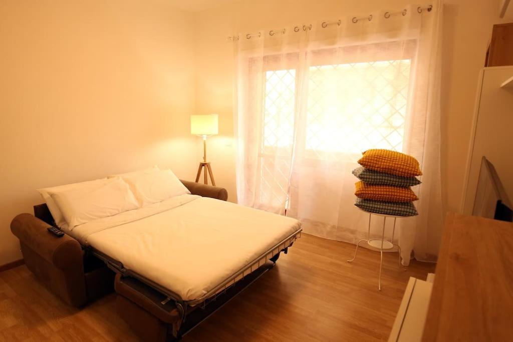 Appartamento Cozy Coastal Gateway Lido di Ostia Esterno foto