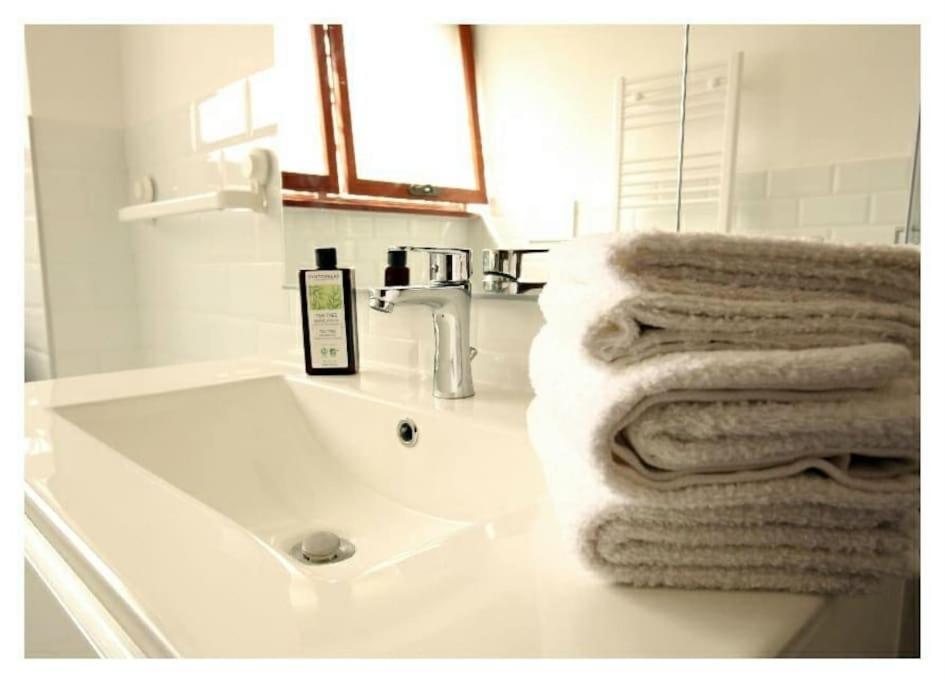 Appartamento Cozy Coastal Gateway Lido di Ostia Esterno foto